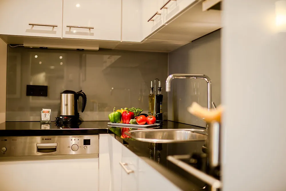 **** מלון דירות פרנקפורט Adina Apartment Hotel Frankfurt Neue Oper גרמניה