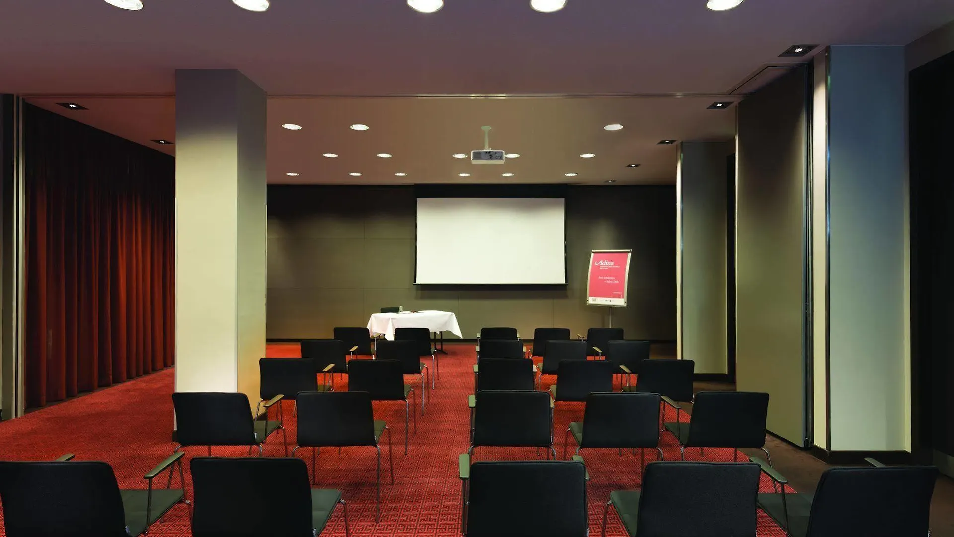 Adina Apartment Hotel Frankfurt Neue Oper Francoforte sul Meno 4*,