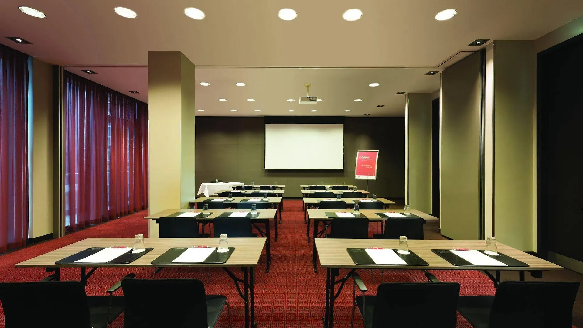Adina Apartment Hotel Frankfurt Neue Oper Francoforte sul Meno Germania