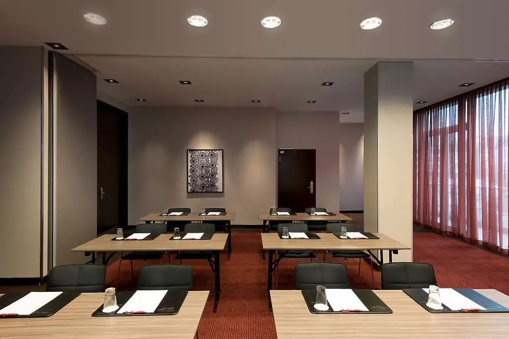 Adina Apartment Hotel Frankfurt Neue Oper Frankfurt am Main Apart Otel
